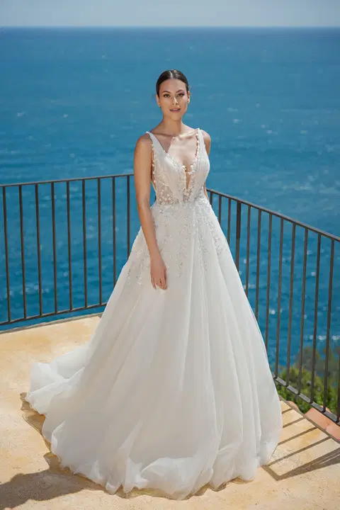 Style MGB138 wedding dress by Miss Beautiful Bride, ball gown, tulle