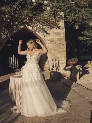 Novalie von Modeca Bridal - Ansicht 3 von 5