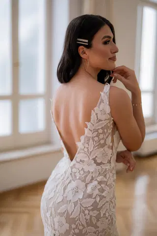 Luisa by Fan Xia - view 4 of 8