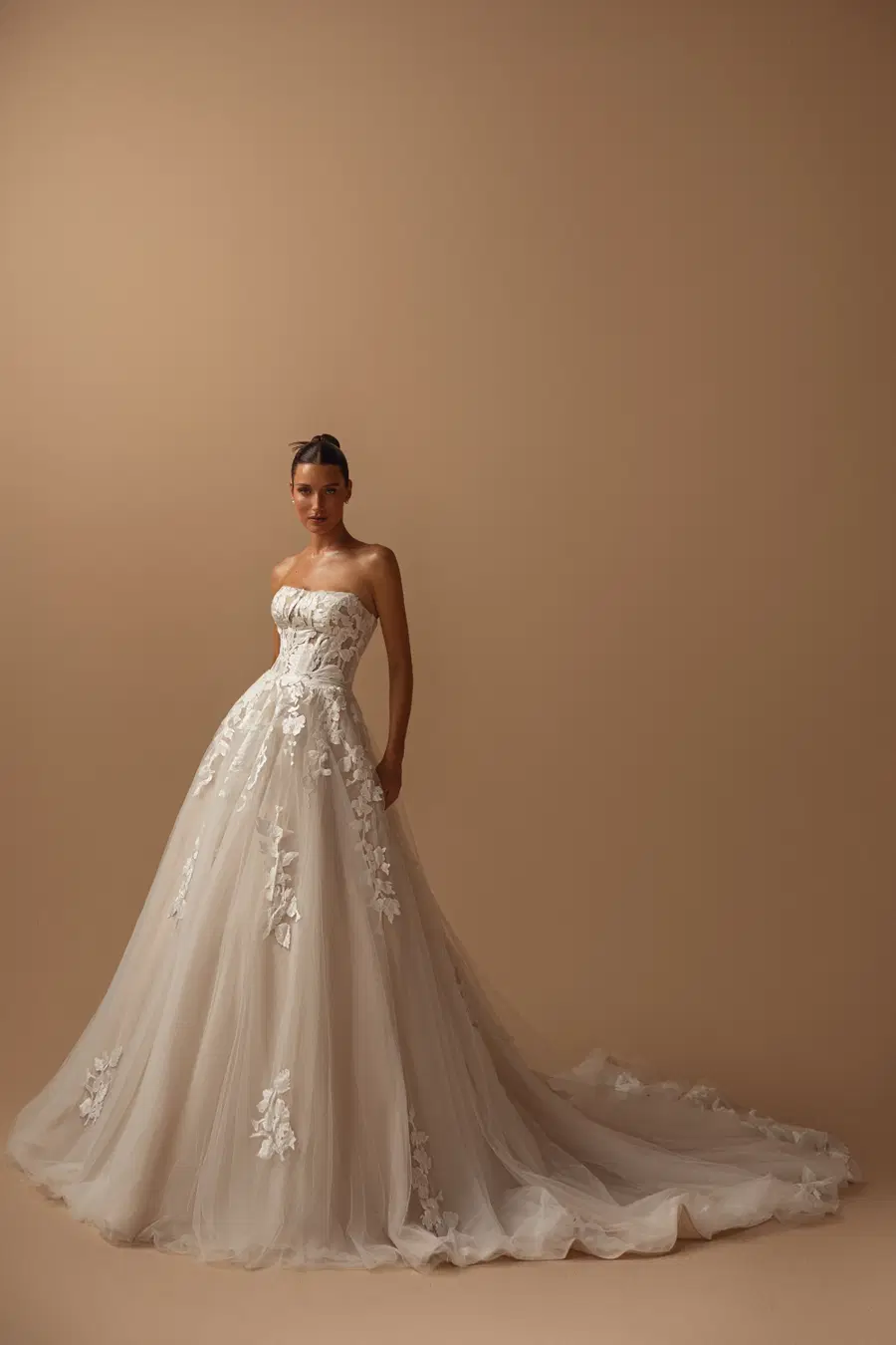 Aurelia by Ella Novia: Ball Gown silhouette, sweetheart neckline, sleeveless, tulle