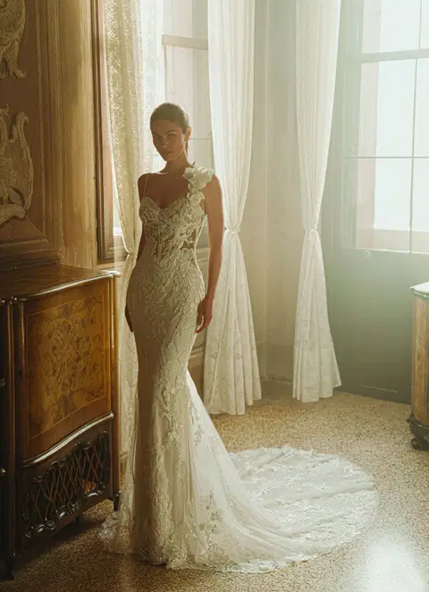Cordelia wedding dress by Pen·Liv, mermaid, lace