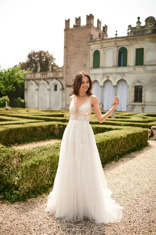E-5215 by Elizabeth Passion - view 3 of 7