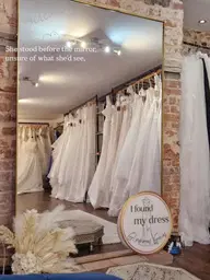 Inside Glamerous Gowns