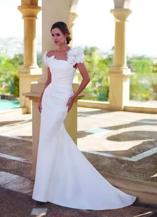 STELLA by Enzoani - view 3 of 6