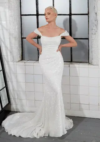 Eva by Avenue by Josephine Scott - view 4 of 7