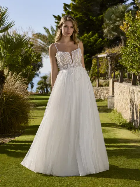 Brunia wedding dress by Ladybird, princess, V-neck