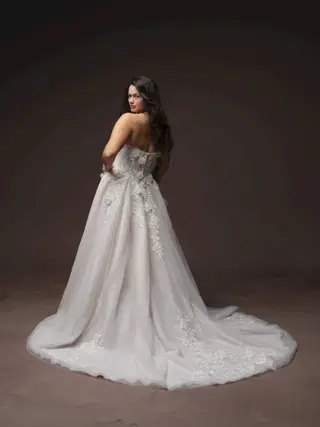FLEUR by Rebecca Ingram - view 5 of 10
