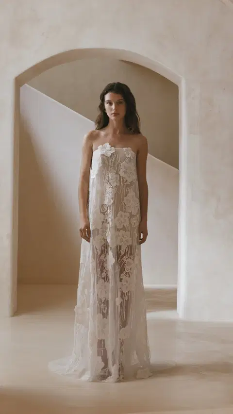 Dasha wedding dress by Anna Kara, straight, lace