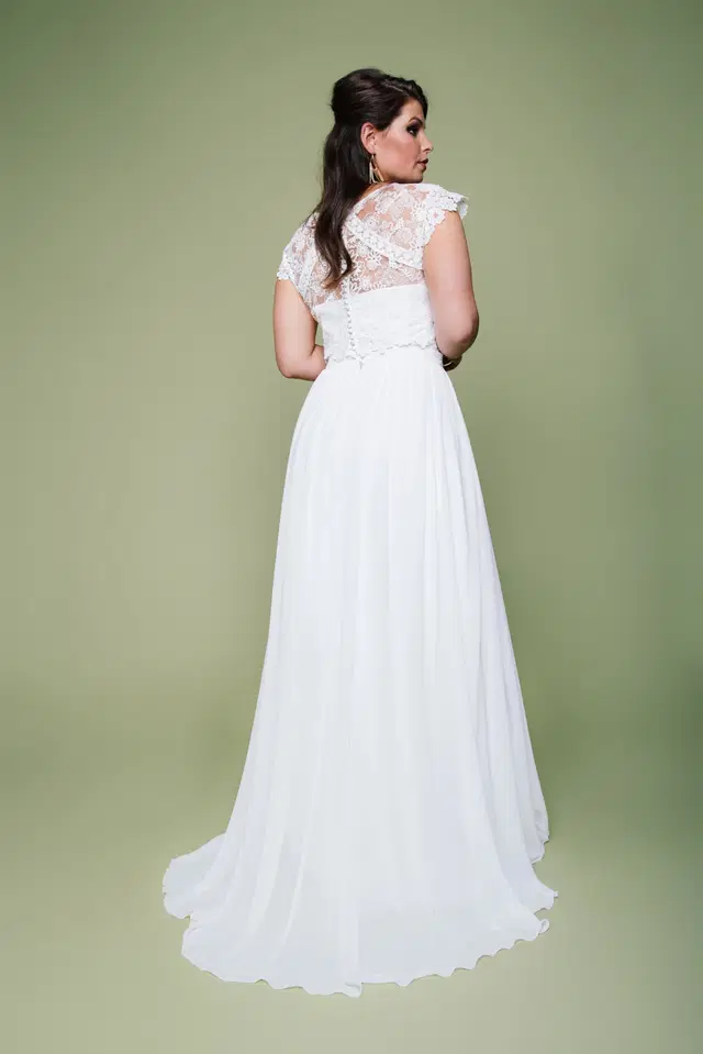 Chiffon-Rock S-1040 by KUESS die BRAUT - view 2 of 6