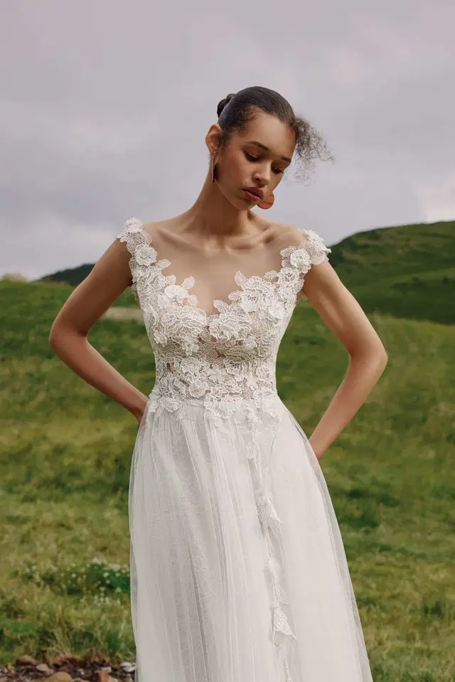 Cangiante by Ariamo Boho - view 2 of 3