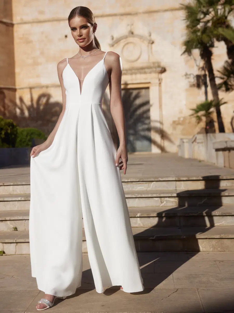 LIV by Bianco Evento - view 2 of 6