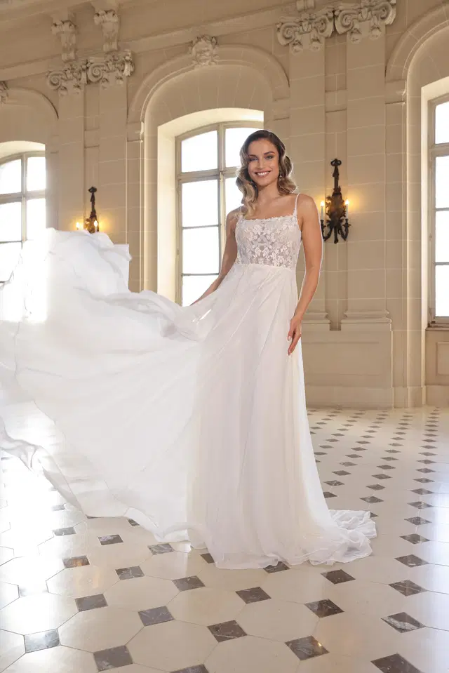 Bliss by Azuree Bridal: A-Line silhouette, square neckline, sleeveless, chiffon