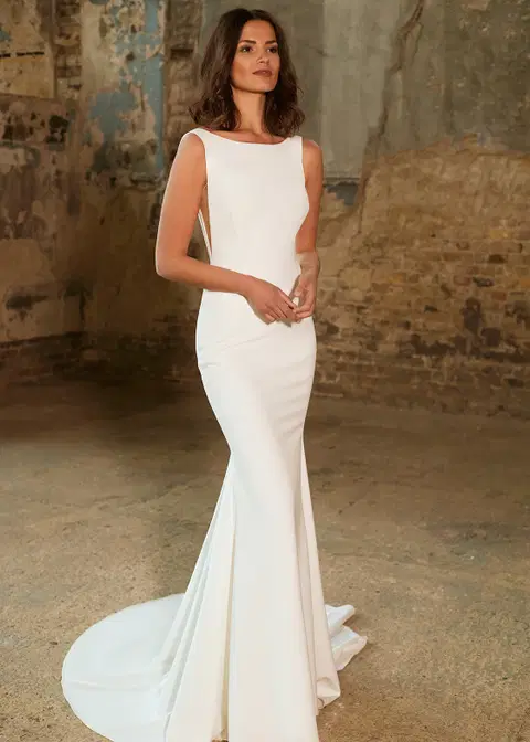Daisy wedding dress by Dando London, mermaid, crepe