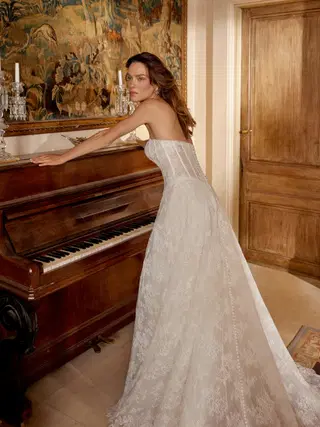 Manuela by Justin Alexander - view 5 of 5