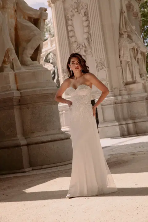 Style TO-1823T wedding dress by Agnes, tulle, sweetheart