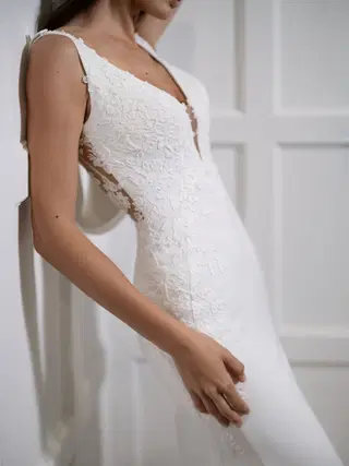Cortina by Avenue by Josephine Scott - view 7 of 8