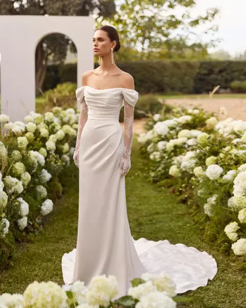 Nahe Brautkleid von Rosa Clara, Meerjungfrau, Crepe