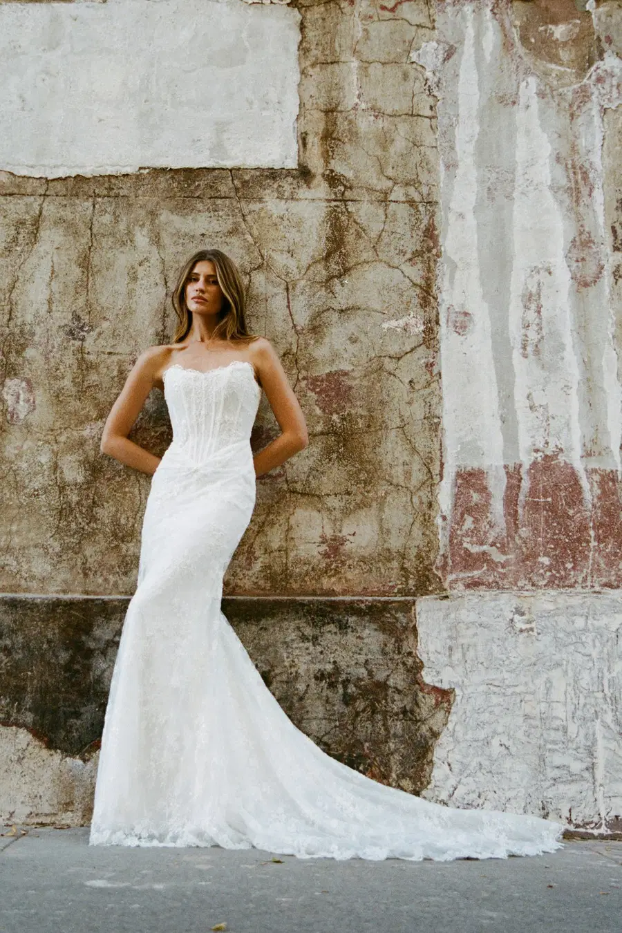 Scout by MWL Bride: Mermaid silhouette, sleeveless, lace, chapel train