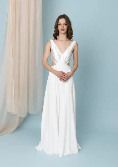 Merisilk wedding dress by Kisui, A-line, satin