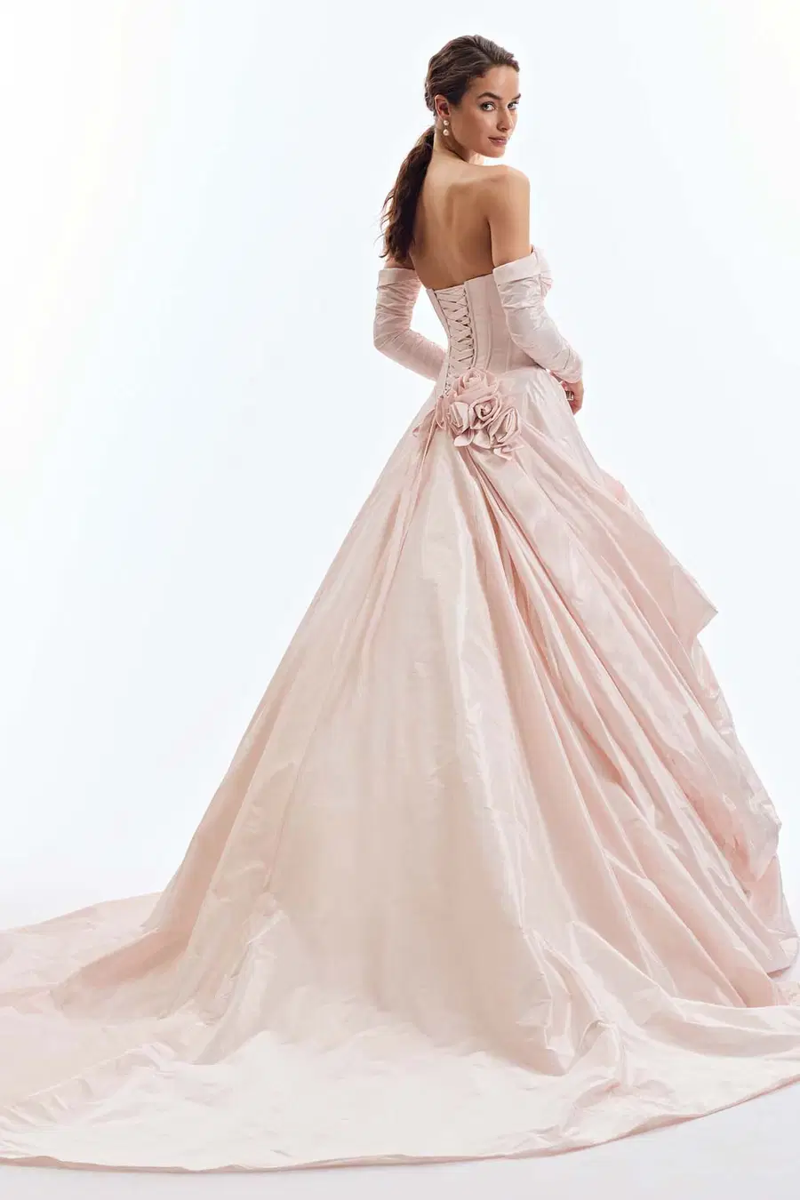 AM75 by Demetrios - view 3 of 3