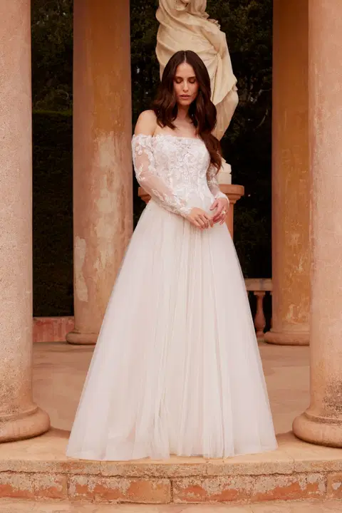 Pippa wedding dress by Serravalle, ball gown, lace