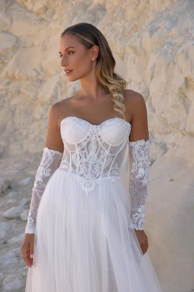 Billy by Azuree Bridal - view 3 of 3