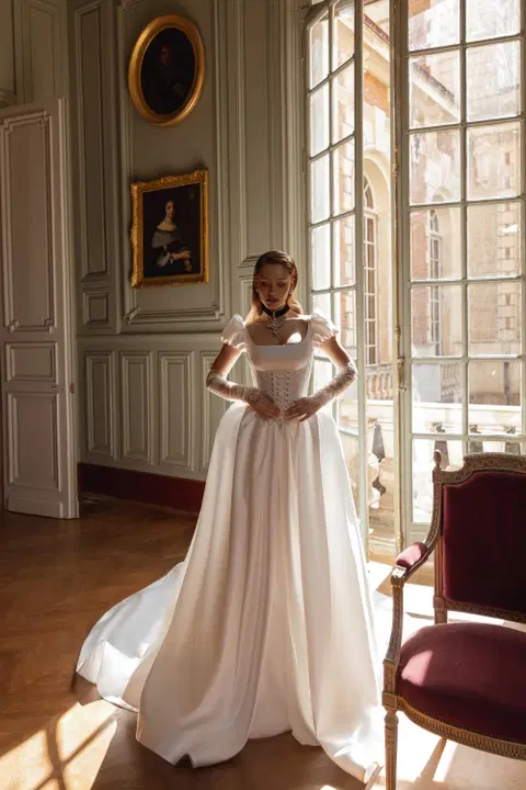 Morrigan wedding dress by Maks Mariano, princess, macrame