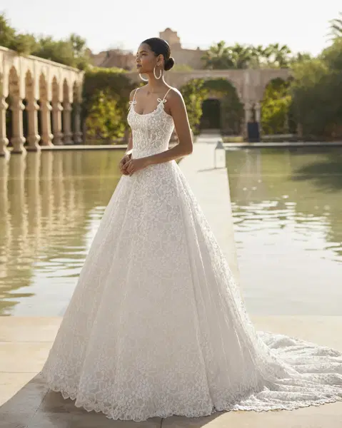 Olmo wedding dress by Rosa Clara, ball gown, lace
