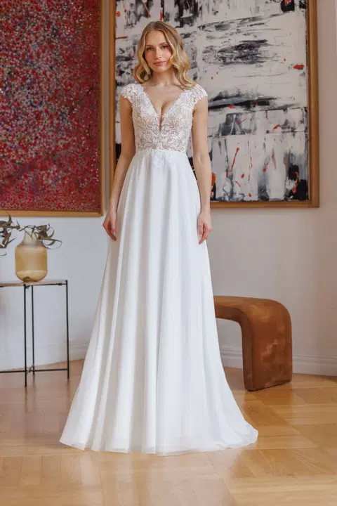 August wedding dress by Jarice, A-line, chiffon