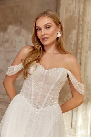 44564 by Sincerity Bridal - view 3 of 9