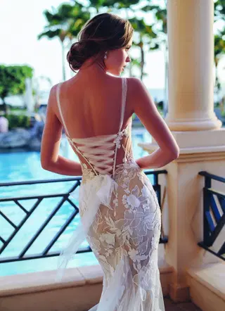 SLOANE by Enzoani - view 6 of 6