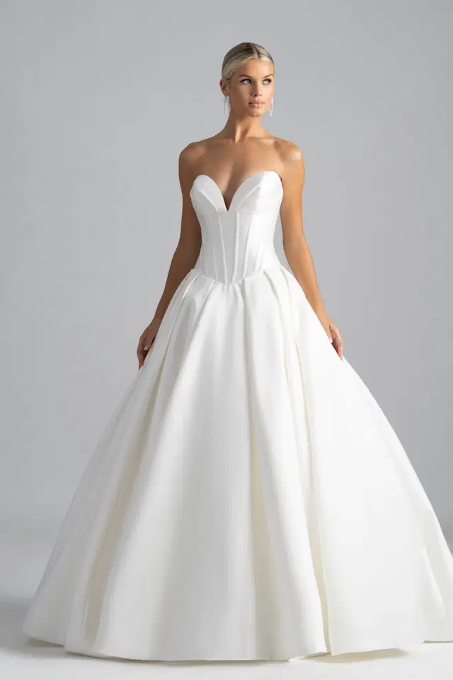 MJ1109 - Fialma by Madison James: Ball Gown silhouette, sweetheart neckline, sleeveless, satin
