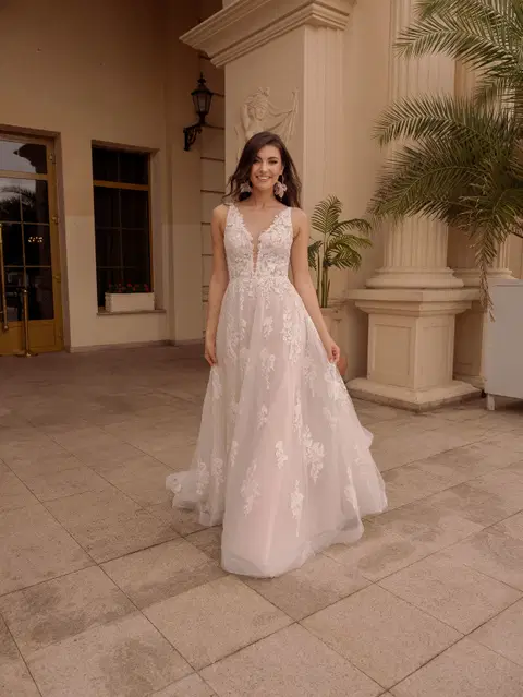 Style TO-2009T wedding dress by Agnes, A-line, lace