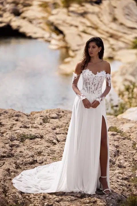 Style 27406 wedding dress by Très Chic, A-line, chiffon