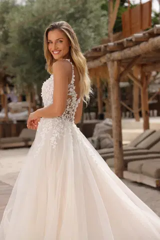 Bobbi by Azuree Bridal - view 4 of 5