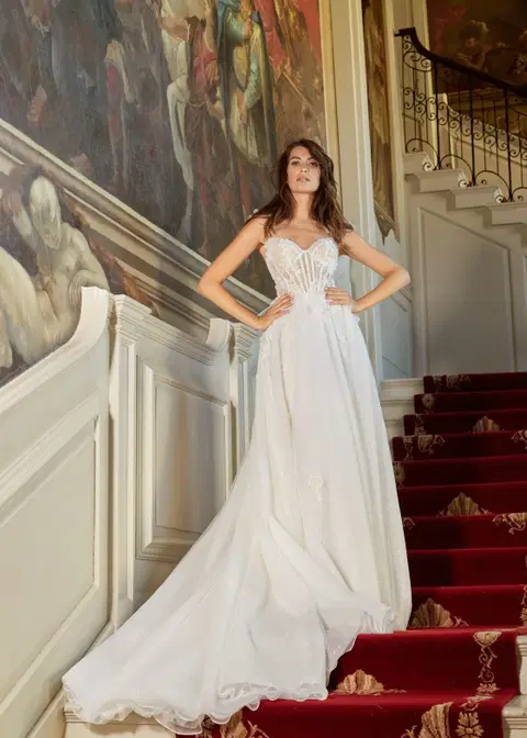 Bewitching wedding dress by Dando London, A-line, tulle