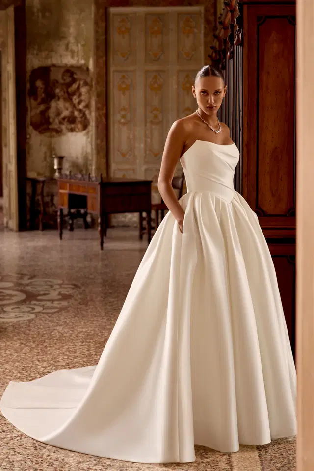 Kelsey by Justin Alexander: Ball Gown silhouette, separate sleeves, mikado