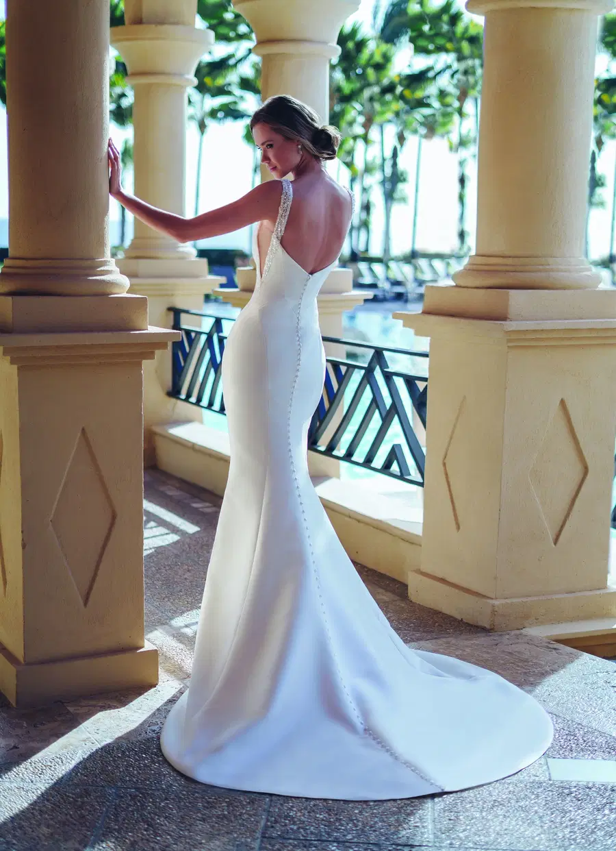 SIENNA by Enzoani - view 3 of 4