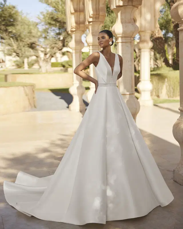 Optimo by Rosa Clara: Ball Gown silhouette, V-neck neckline, sleeveless, mikado