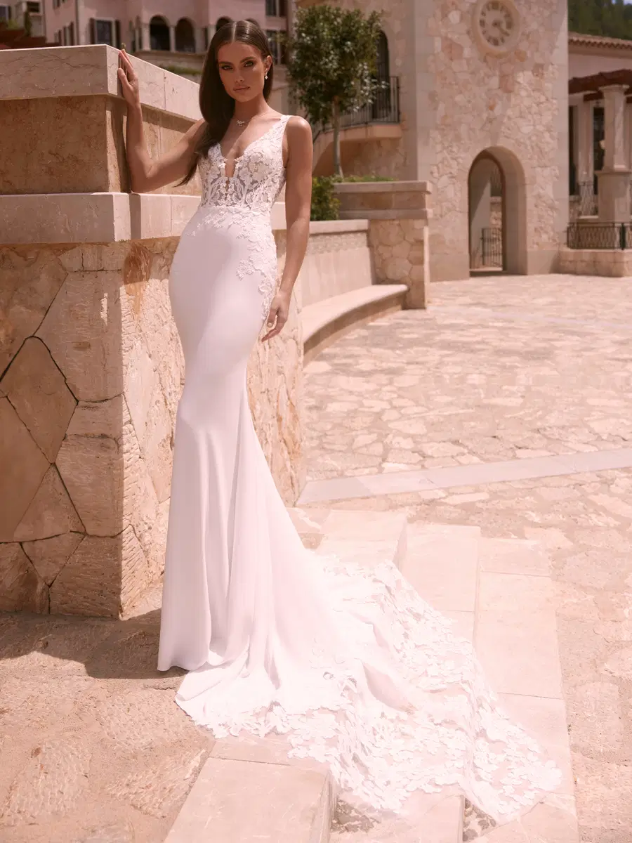 Nireus by Bianco Evento - view 3 of 6