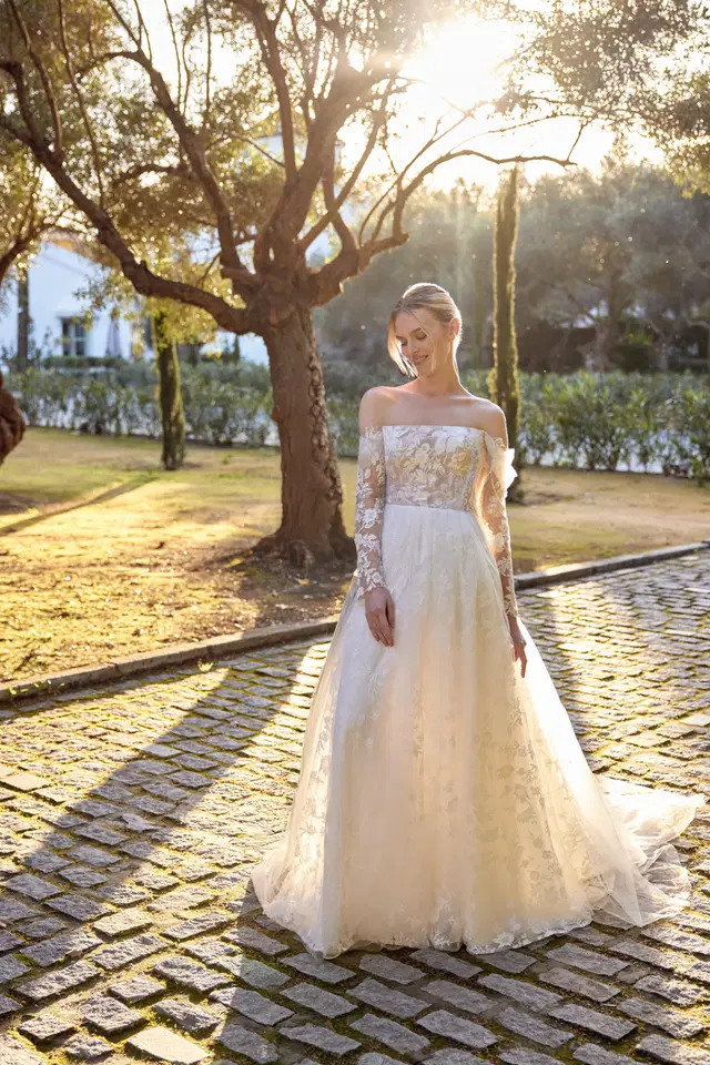 66420 by Lillian West: A-Line silhouette, straight neckline, tulle