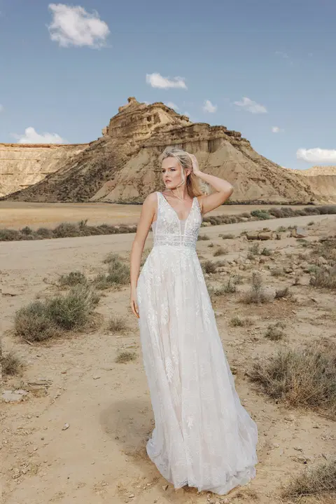 Style DT302 wedding dress by Duett, A-line, lace