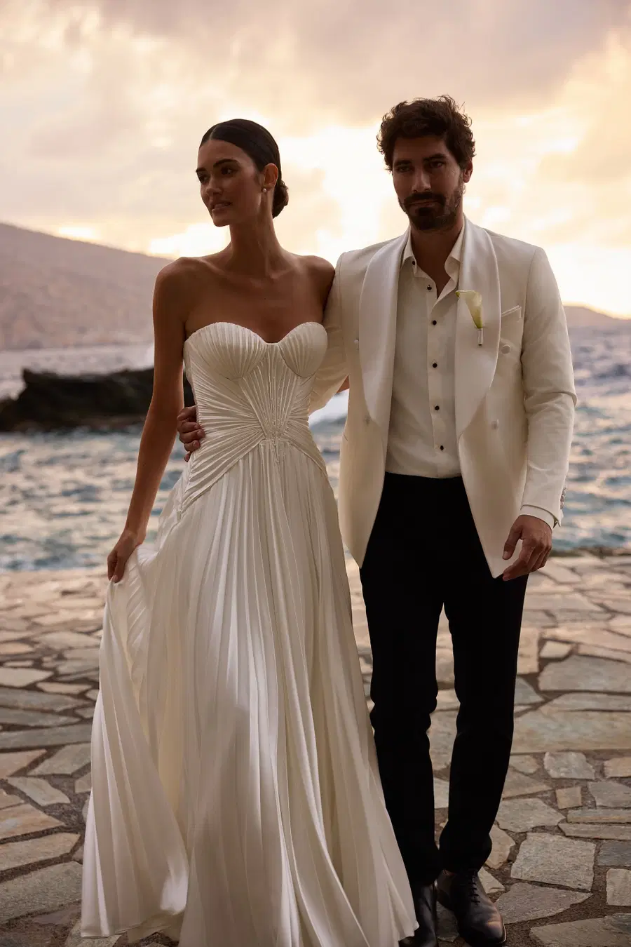 Amphitrite by Milla Nova: A-Line silhouette, sweetheart neckline, silk