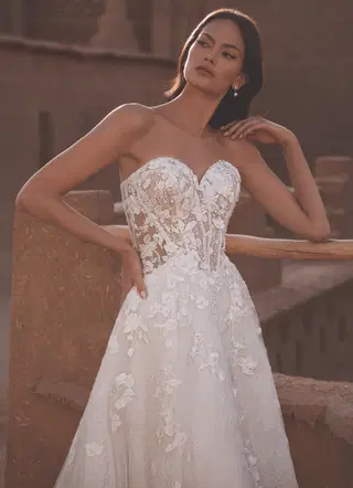 Teagan by Enzoani - view 6 of 8