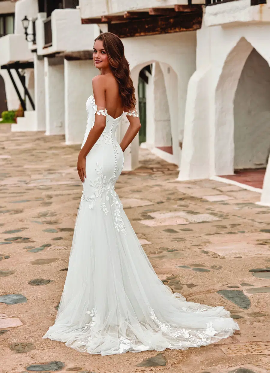 DIXIE by Enzoani - view 5 of 5