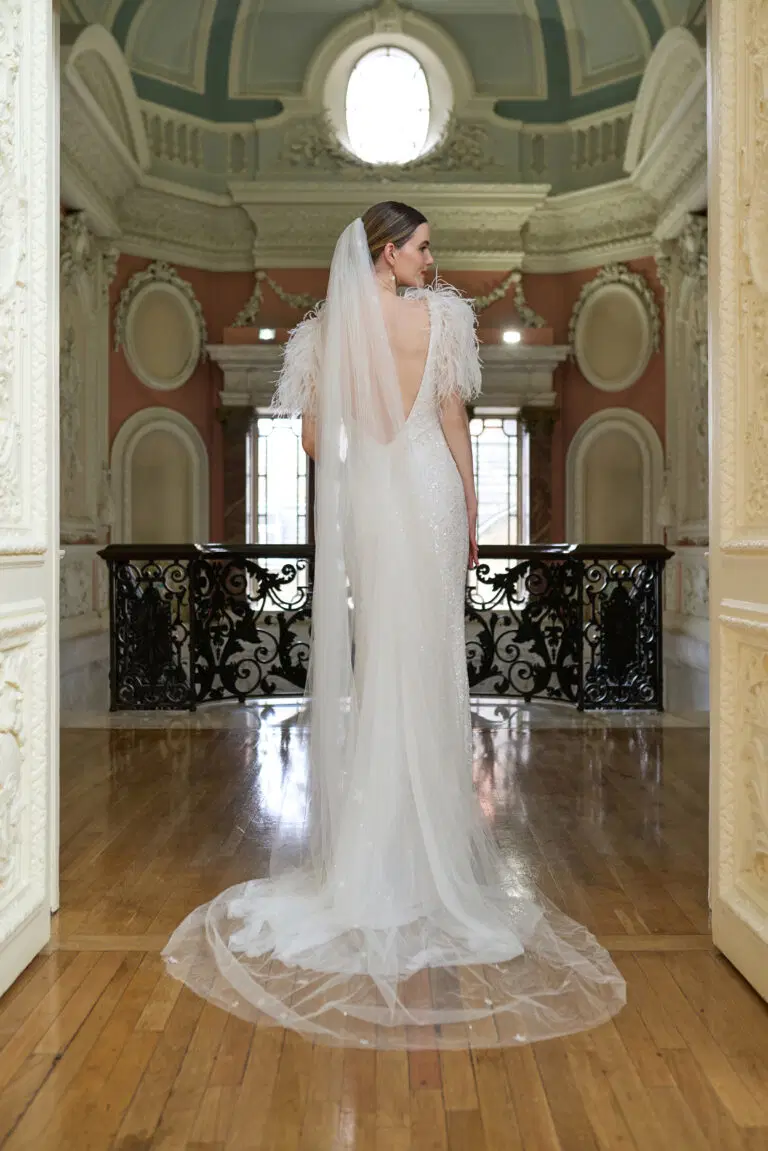 Robyn by Eliza Jane Howell - view 4 of 5