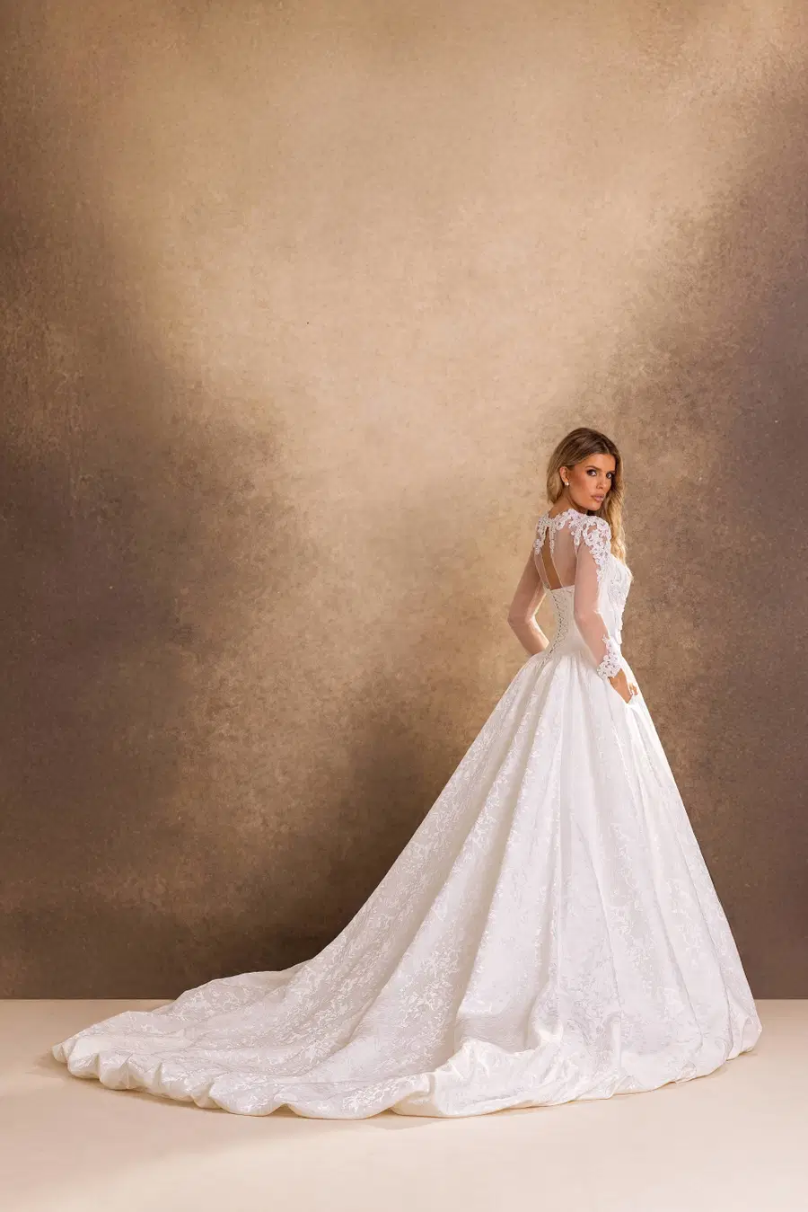 RB4260 by Rachel Allan - view 4 of 8