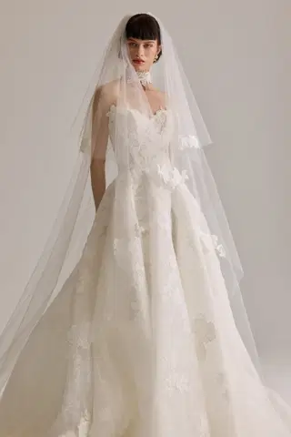 Elizabeth by Josephine Scott - view 3 of 8