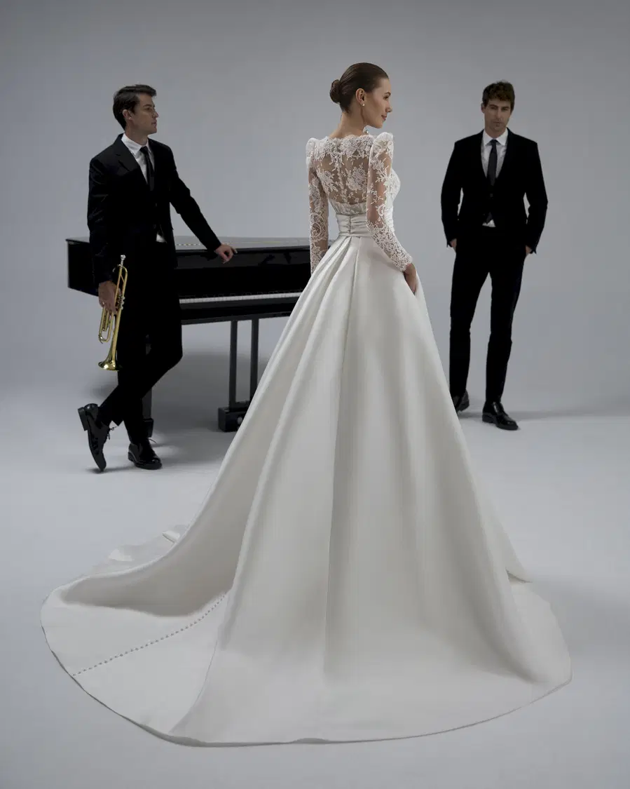 Yurey by Aire Barcelona - view 3 of 3