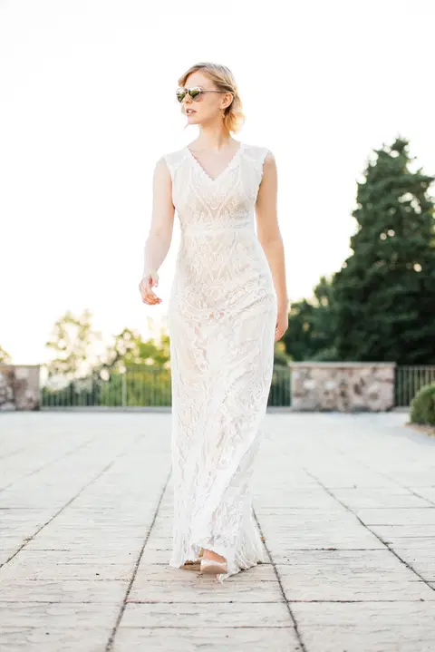 Liv wedding dress by KUESS die BRAUT, trumpet, lace
